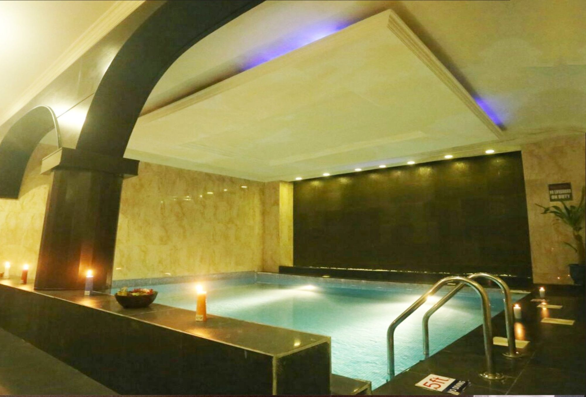 Sunfit - Fitness, Spa, Accommodation Aliayabiagba Exterior photo